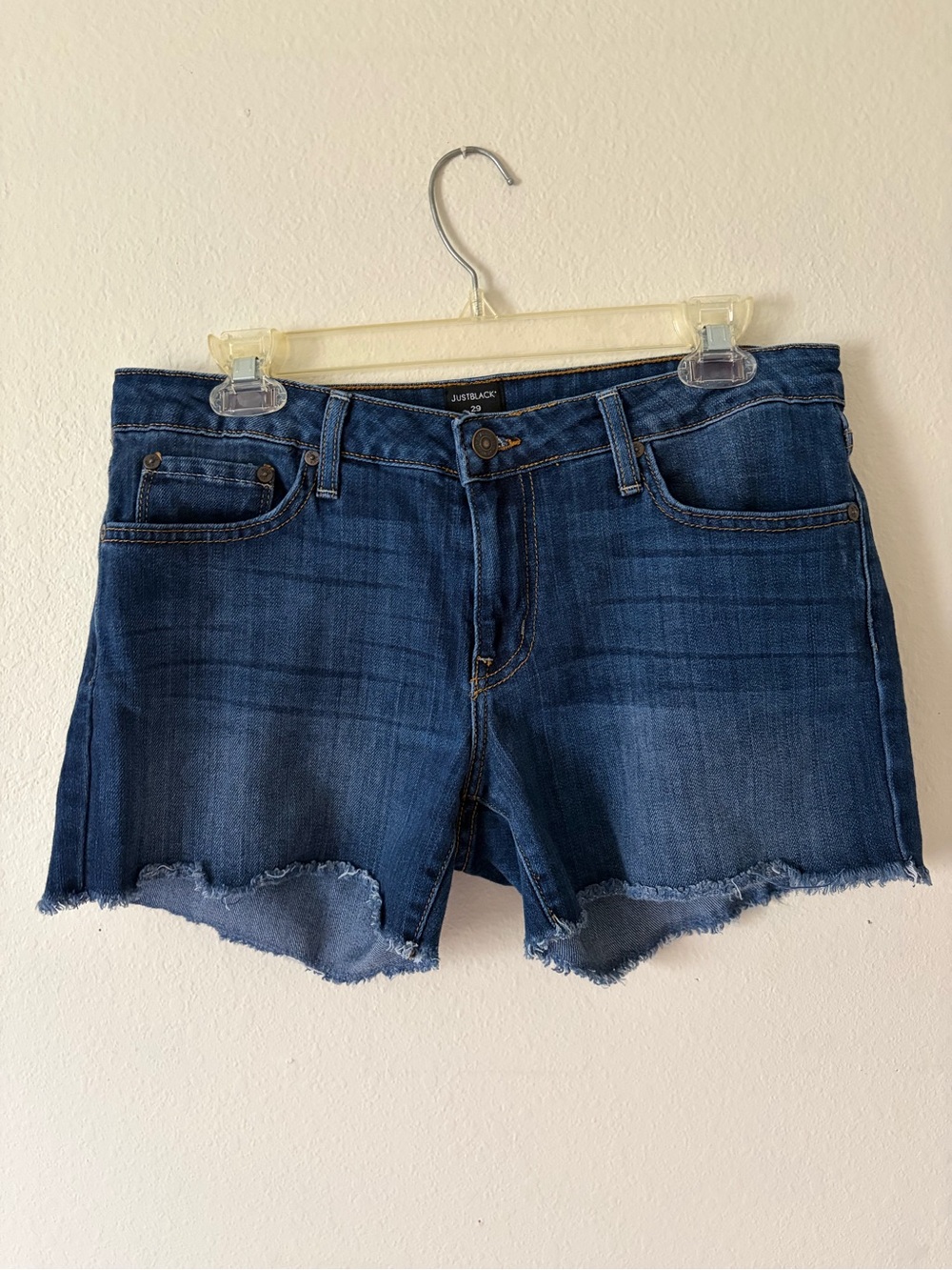 Just Black Size 29 Frayed Hem Denim Shorts Women Jeans